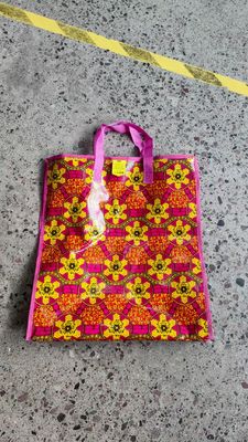 वस्त्र के लिए सुरक्षित सील ज़िपर बंद प्लास्टिक पैकेजिंग बैग